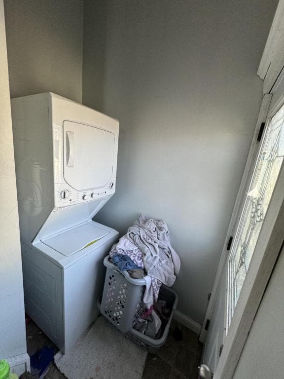 Building Photo - 1106 1/2 hammond ave