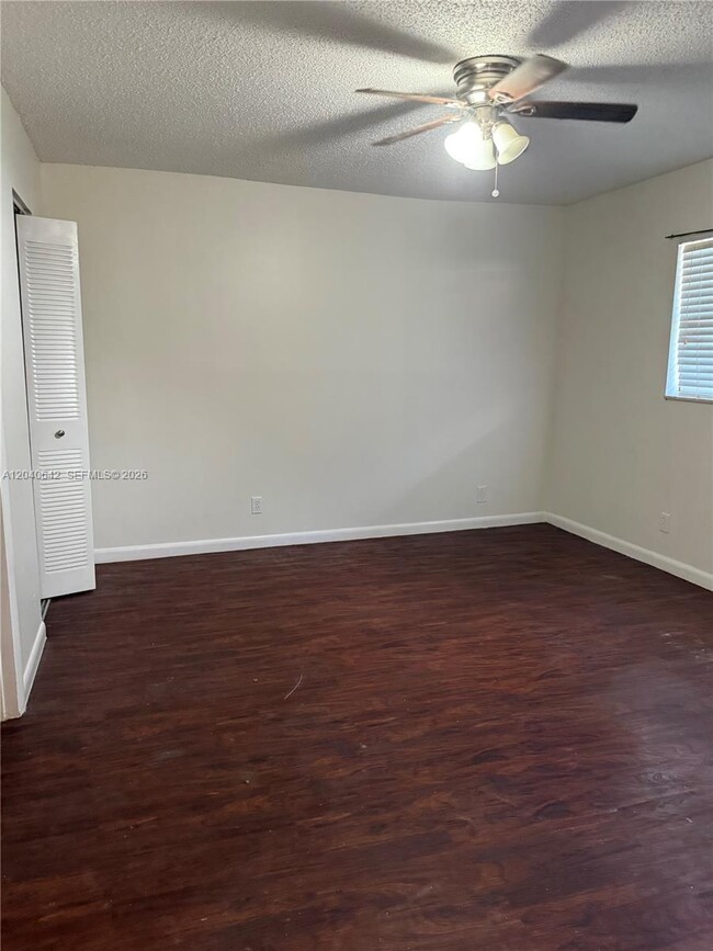 Building Photo - 7900 S Colony Cir