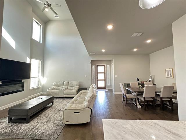 Building Photo - 11433 Four Roses Trl