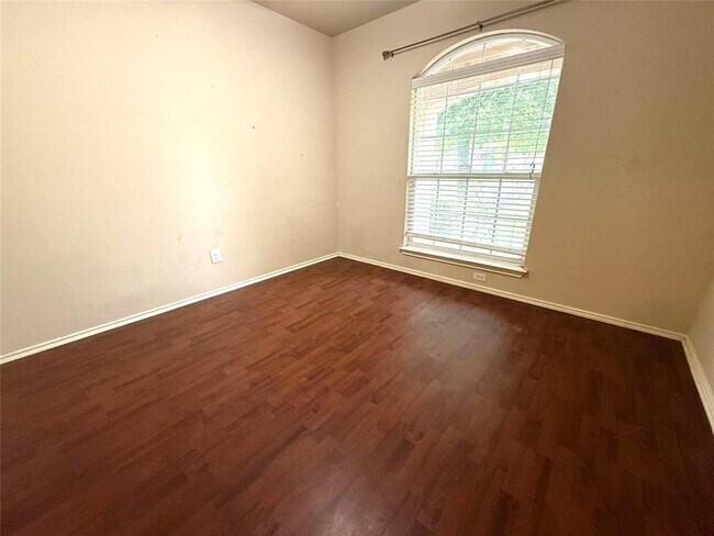 Building Photo - 11205 Mckinney Spring Dr