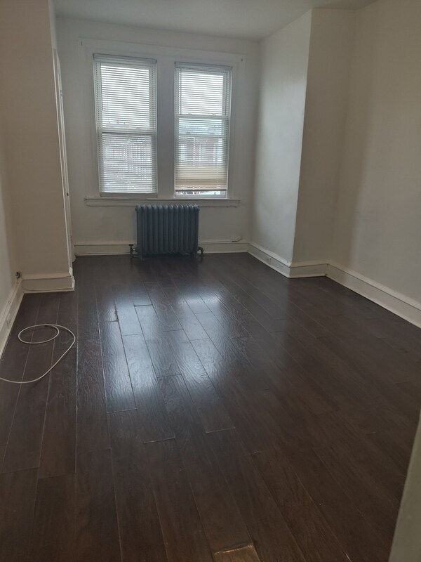 Building Photo - 1708 67th Ave