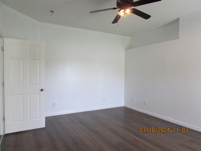 Building Photo - 2089 Maeve Cir