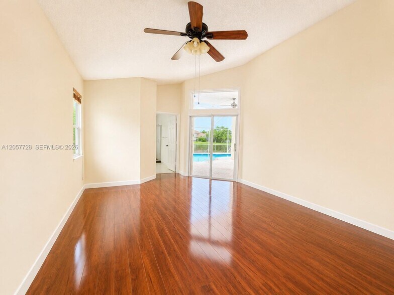 Building Photo - 1041 Cedar Falls Dr