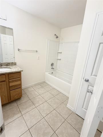 Building Photo - 10076 Wake Bridge Dr