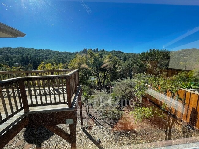 Building Photo - Spacious Home In Lafayette Hills