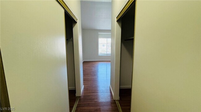 Building Photo - 4810 Grey Wolf Ln