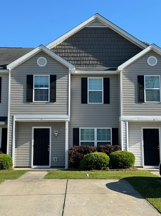 Building Photo - 80 BC