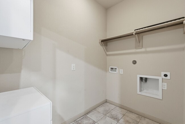 Building Photo - 9217 Silver Back Trail