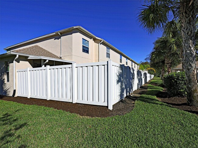 Building Photo - Forest Lake Townhomes 3647-107