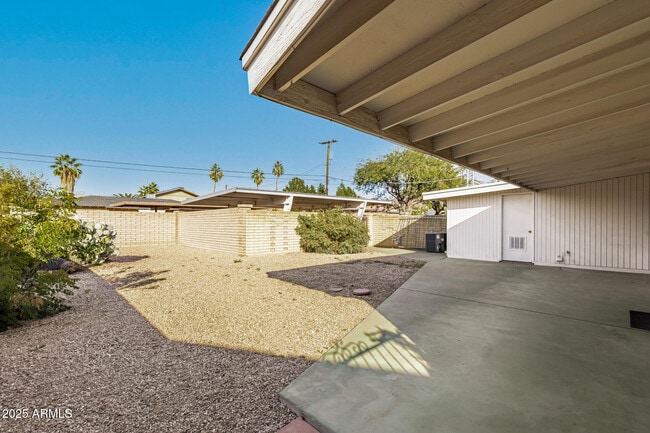 Building Photo - 3738 E Glenrosa Ave