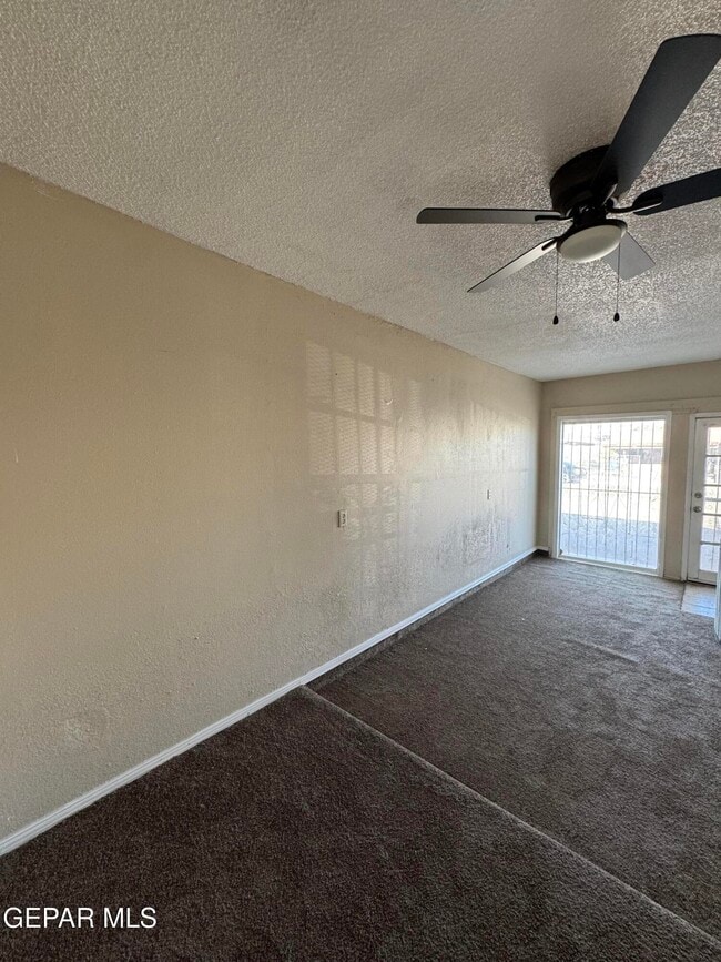Building Photo - 943 Montera Rd