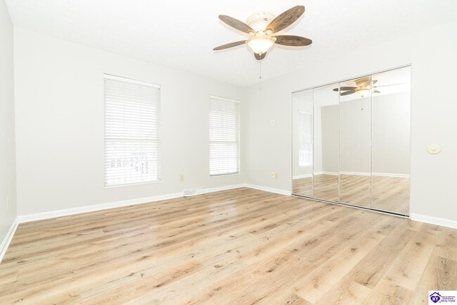 Building Photo - 214 Eagle Way