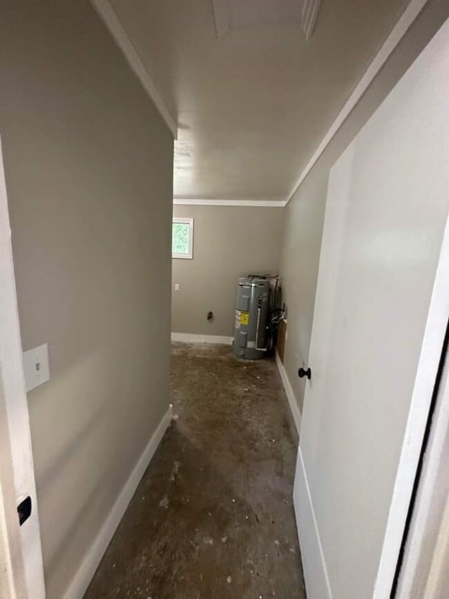 Building Photo - 1317 Moss Hill Dr