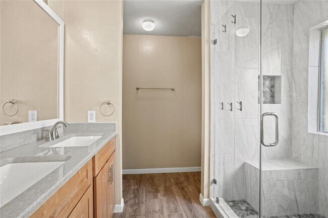 Building Photo - 8922 Green Castle Way