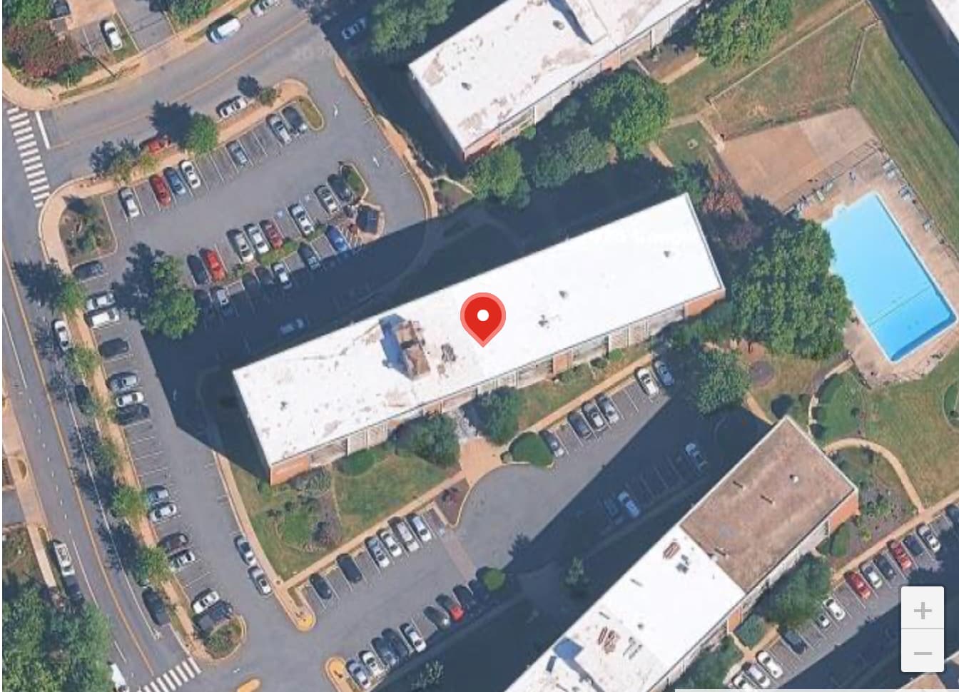 Building Photo - 5851 Quantrell Ave