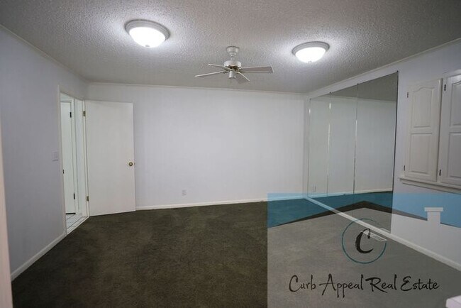 Building Photo - Westside Schools - 3 bed/ 2 bath 2,300 sq.ft.., den/family room, deck in the country on a paved r...