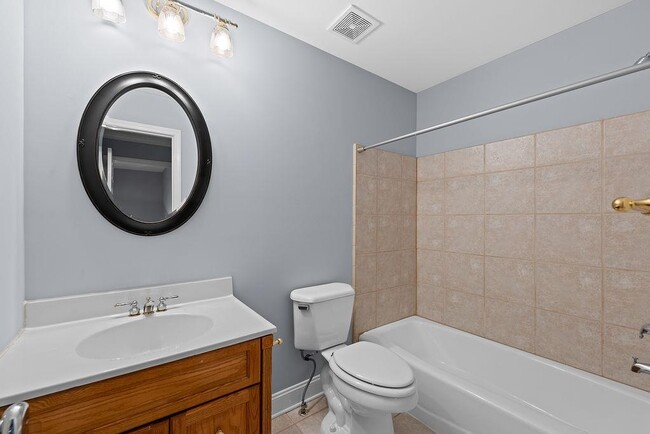 Building Photo - 1037 Windermere Crossing