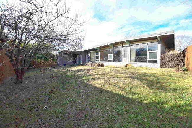 Building Photo - 5306 E 26th St