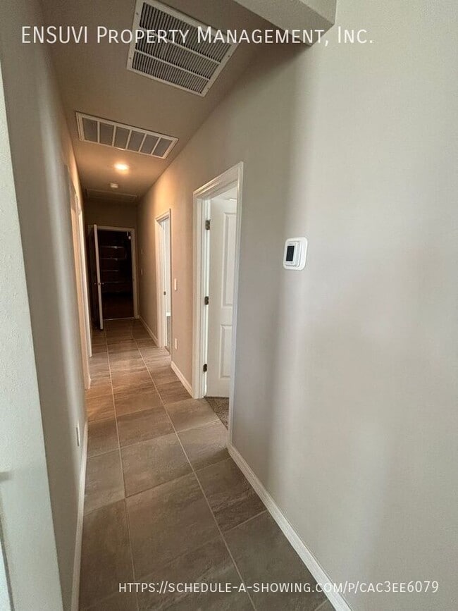 Building Photo - 3913 Radiant Mountain Dr