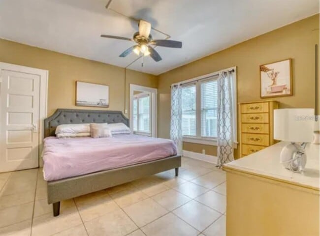 Building Photo - 1741 1st St S