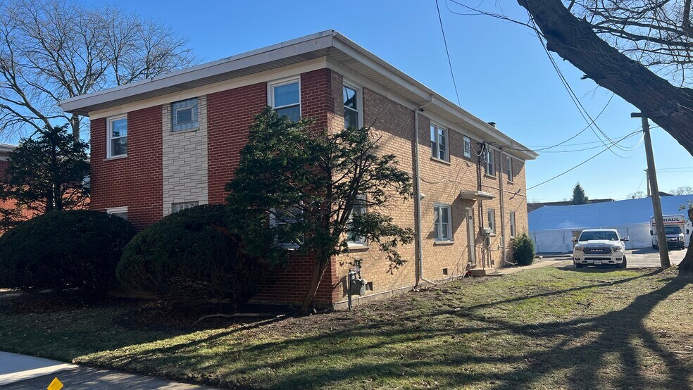 Building Photo - 6729 174th Pl