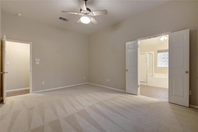 Building Photo - 10318 Broomflower Dr