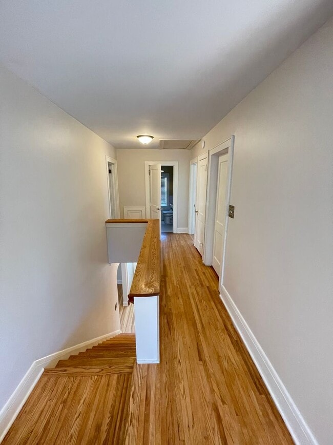 Building Photo - Available Sept 6! - Beautiful 4 Bed 3 Bath