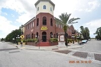 Building Photo - 1810 E Palm Ave