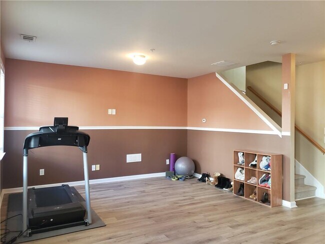 Building Photo - 6148 Indian Wood Cir