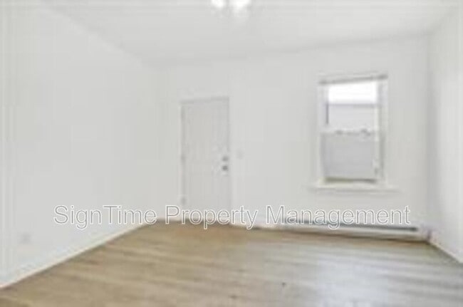 Building Photo - 185-199 Berkson Avenue - 193