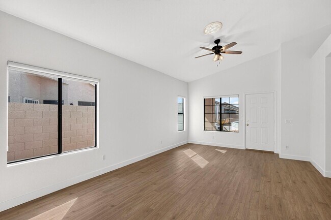 Building Photo - 20415 N 37th Ave
