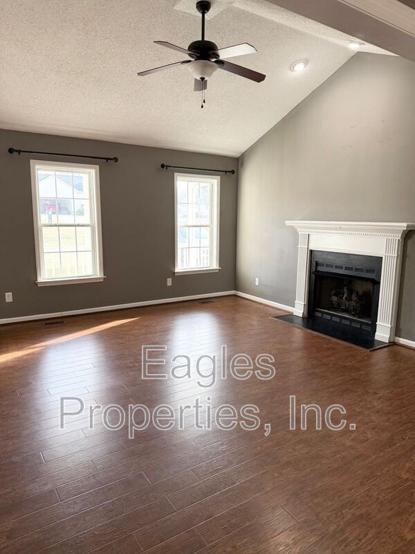 Building Photo - 306 Marlin Ln