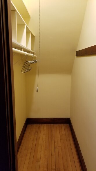 Bedroom 2 - Large walk in closet. - 1522 E Marion St