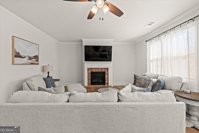 Building Photo - 141 Worthington Ln