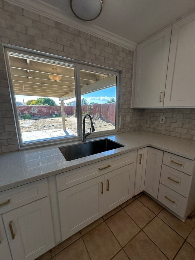 Building Photo - ***New Rental Home***