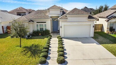 Building Photo - 24 Water Lily Ave