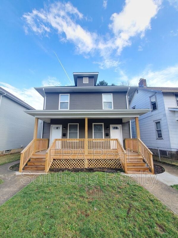 Primary Photo - 702 Berkeley Rd