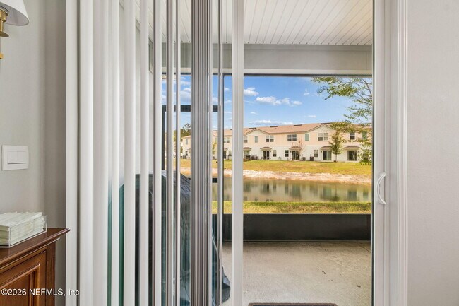 Building Photo - 49 Pasadena Dr