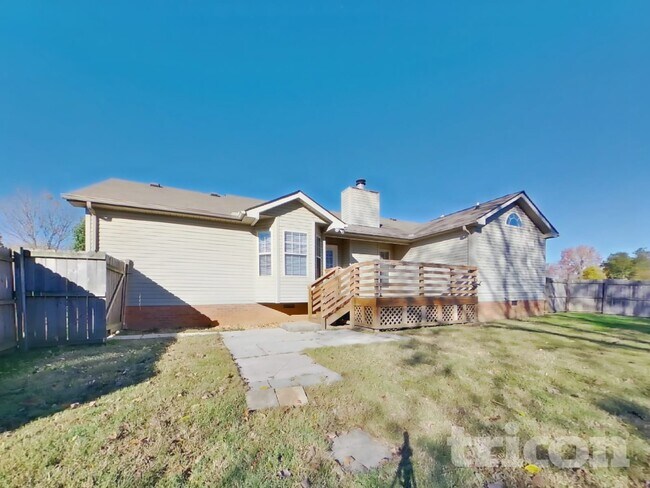 Building Photo - 6009 Plateau Ct