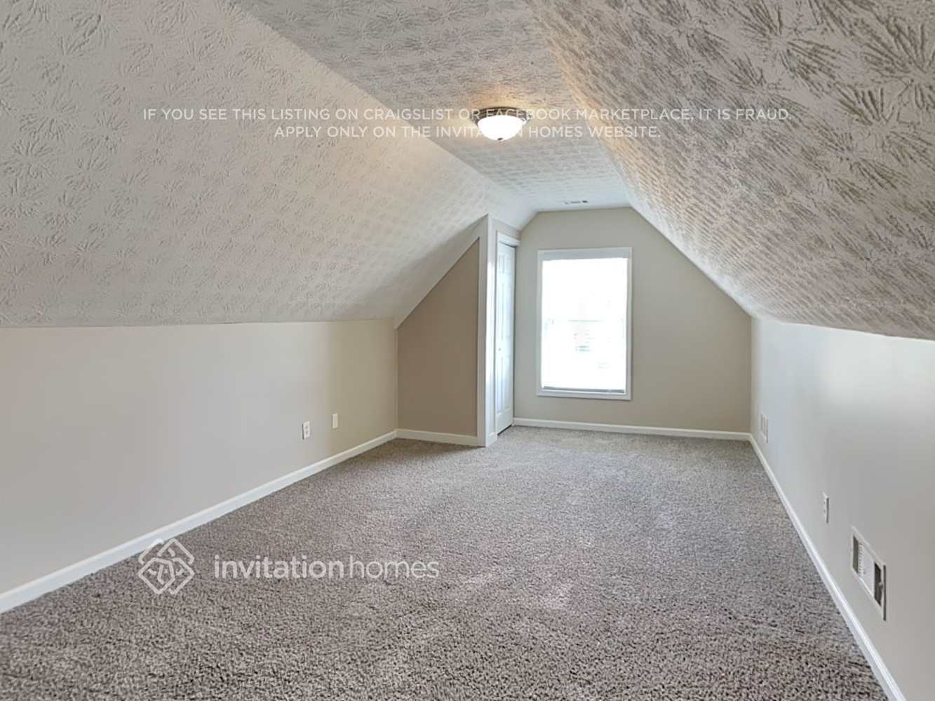 Building Photo - 65 Dartmouth Ct