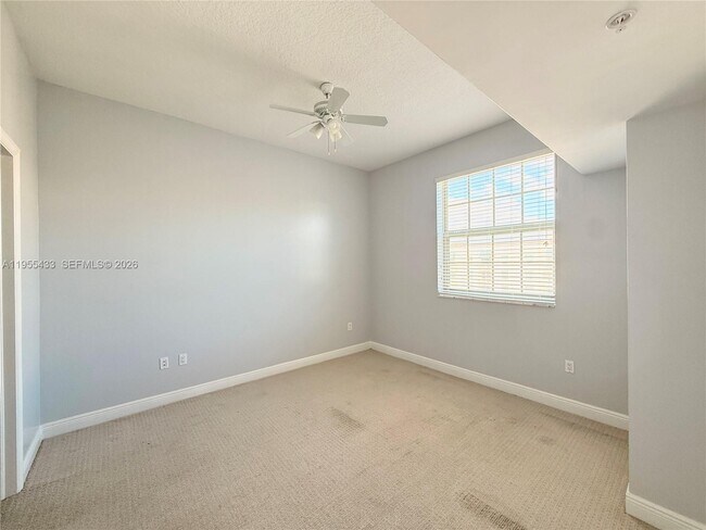 Building Photo - 610 Clematis St