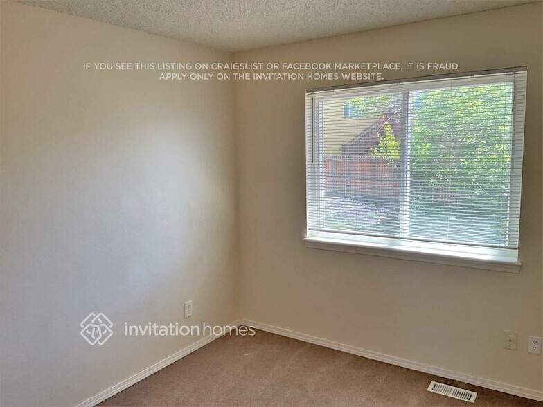 Building Photo - 2935 Haystack Dr