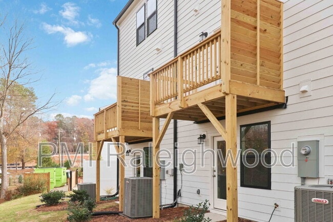 Building Photo - 3615 Elm Grv Ln