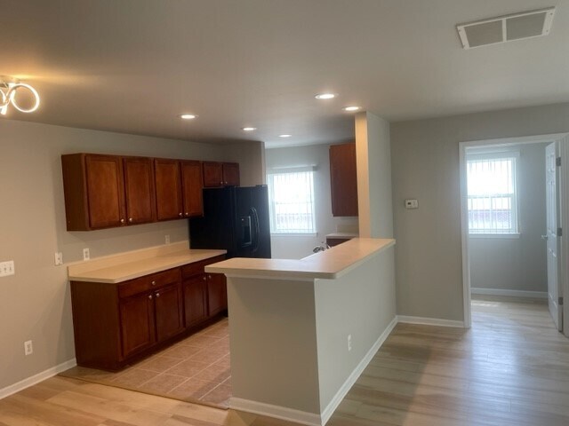 Building Photo - 8401 Towne Center Cir