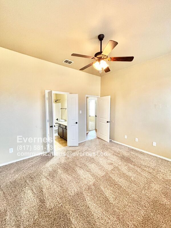 Building Photo - 1335 Piedmont Dr