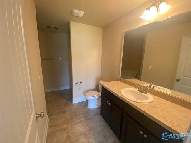 Building Photo - 116 Rein Dance Ln