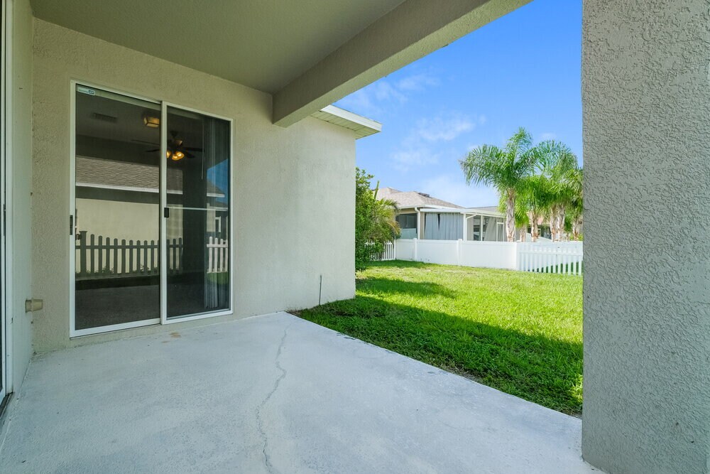 Building Photo - 8564 Deer Chase Dr