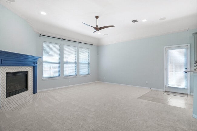 Building Photo - 5920 Pedernales Ridge