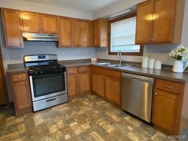 Building Photo - 5846 Sheridan Dr