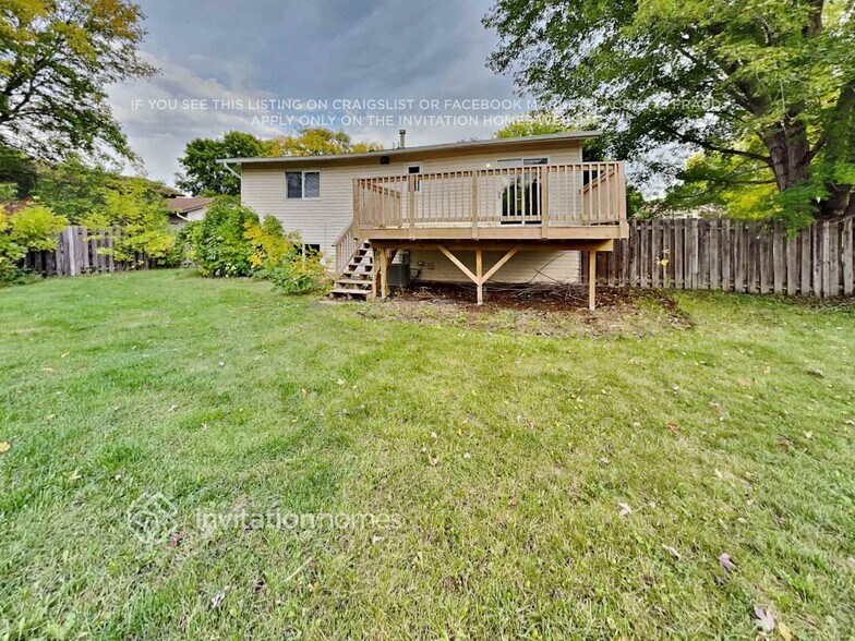 Building Photo - 7081 Quantico Ln N